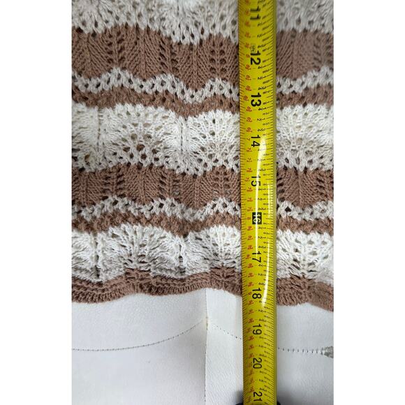 Hippie Rose Junior/Women's two piece tan and white knit lounge set size M - Picture 7 of 15